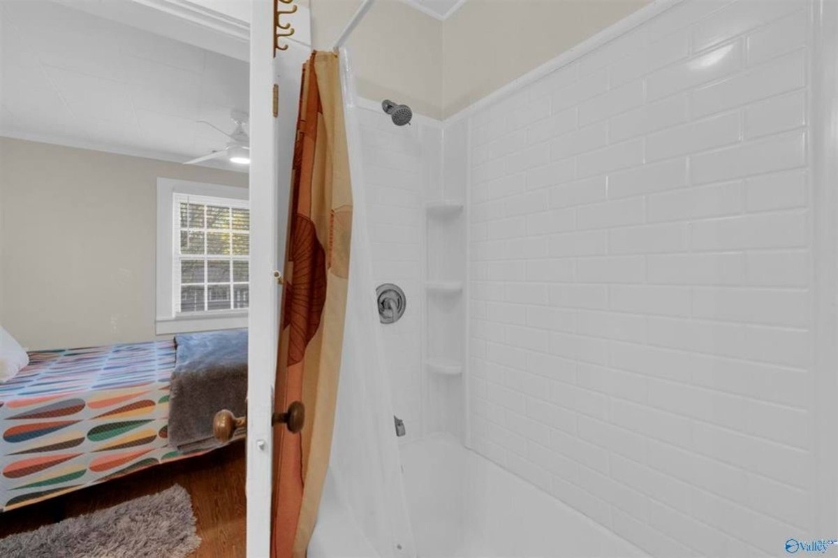 The Groovy Getaway Loft | Mid Century Modern Vacation Rental in Fort Payne, Alabama | Cottages of Mentone | Near Lookout Mountain and Little River Canyon