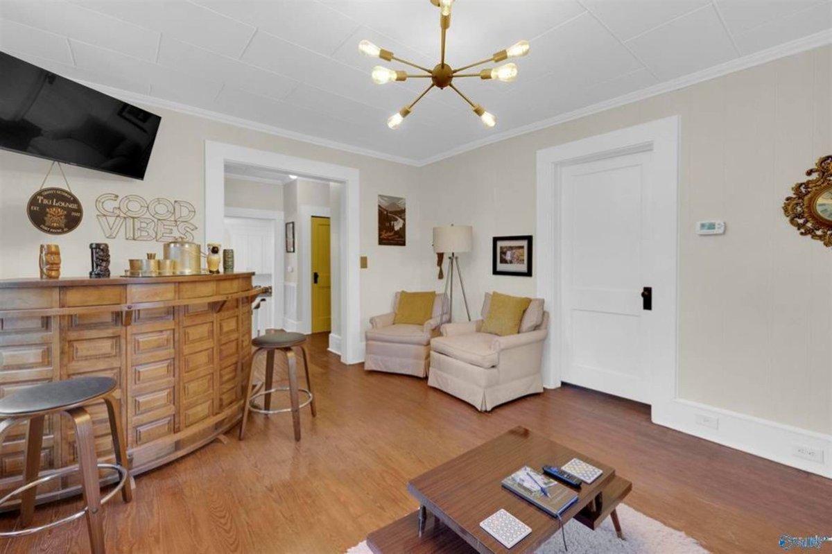 The Groovy Getaway Loft | Mid Century Modern Vacation Rental in Fort Payne, Alabama | Cottages of Mentone | Near Lookout Mountain and Little River Canyon